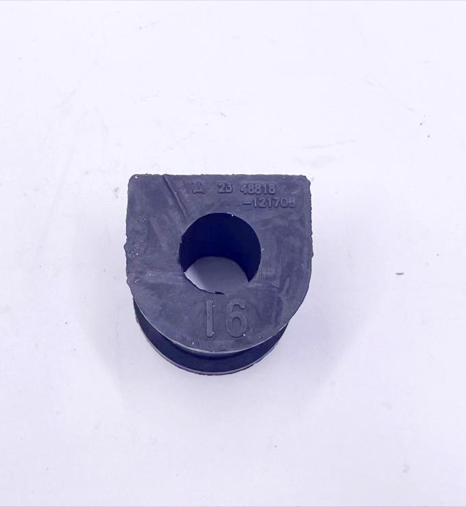 Toyota Nissan Xterra Rubber Sway Bar البطانات مثبت شجيرات 4881814140 ZZE11 1